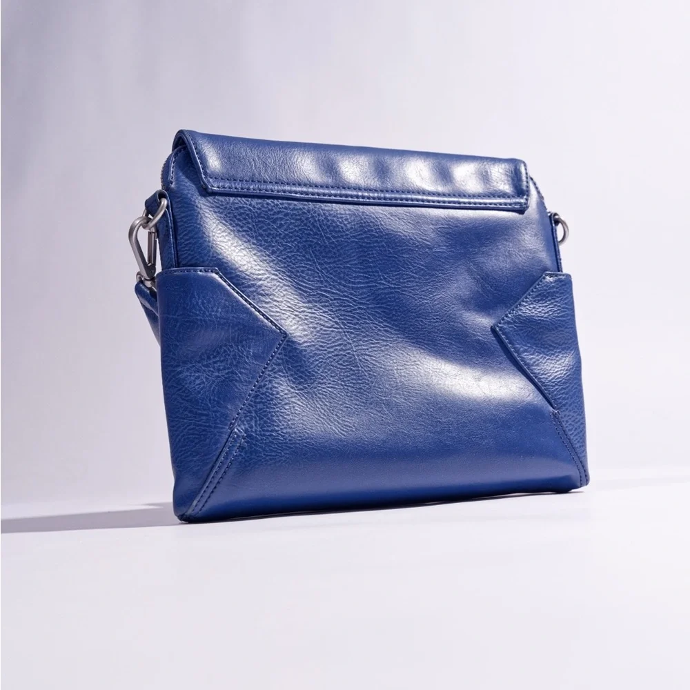Matt & Nat Vibrant Blue minka Crossbody Bag - Picture 3 of 5